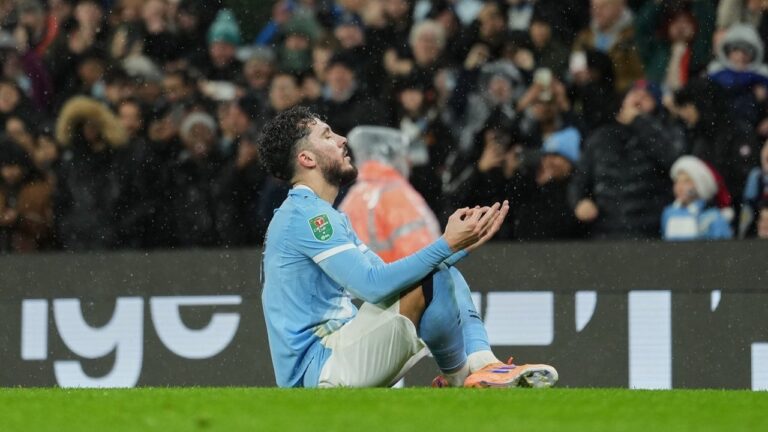 library_upload_24_2025_12_1280x720_rayan-cherki-manches_a9a7d0a